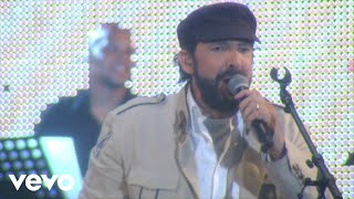 Juan Luis Guerra  Apaga y Vamonos Live [upl. by Pettiford]