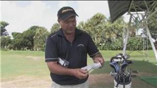 Golf Clubs amp Tips  How to Clean a Golf Glove [upl. by Mather]