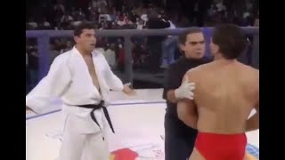 Royce Gracie vs Ken Shamrock  UFC 1 1993 [upl. by Reinaldo]