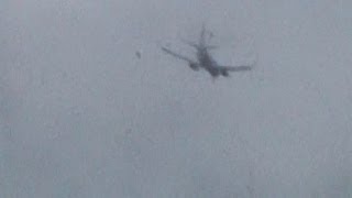 Plane flies through tornado 737 jetliner  St Louis June 7 2014 [upl. by Amyas779]