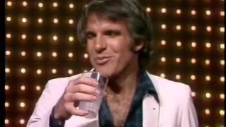 Steve Martin stand up 1976 [upl. by Auberon]