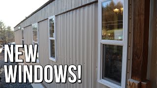 Mobile Home Window Replacement  Kinro LowE Vinyl Windows on Aluminum Metal Siding Home [upl. by Isbella]