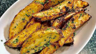 Simple Oven Baked Crispy Potato Wedges [upl. by Young939]