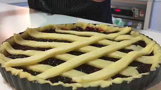 Crostata con marmellata di ciliegie [upl. by Kavanaugh]