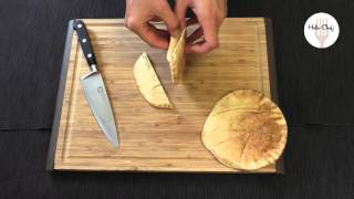 How to cut a pita bread [upl. by Ramsay]