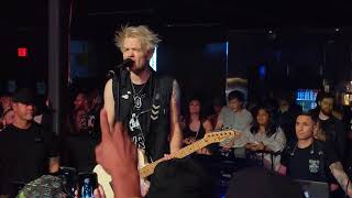 Sum 41  Pieces live Houston [upl. by Arno752]