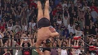 Goldberg defeats Big Show [upl. by Nore485]