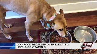 FDA alert List of potentially toxic dog food recalls could grow [upl. by Lovmilla552]