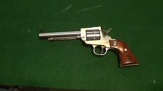 Ruger Single Seven 327 Federal Magnum Revolver [upl. by Annayk86]