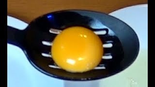 4 simple ways to separate egg yolks [upl. by Innad]