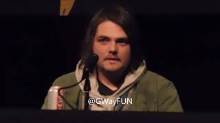 Sweet interaction between Gerard Way and father of a teenage fan [upl. by Quintin]