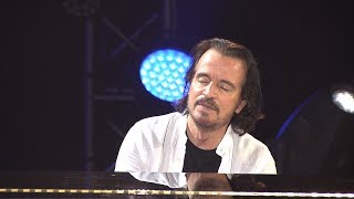 Yanni  quotInto the Deep Bluequot  LIVE in Beijing [upl. by Lillian408]