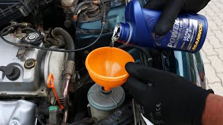 Honda Civic  Power Steering Fluid Change [upl. by Laise]