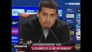 Riquelme se cruzó con un periodista en su conferencia [upl. by Mcgrody]