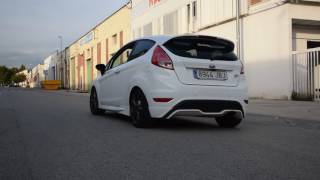 Ford Fiesta ST Straight Pipe exhaust sound [upl. by Nitsirt]