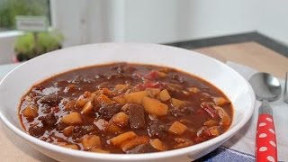 Gulaschsuppe kochen Rezept  Goulash Soup Recipe  ENG SUBS [upl. by Tyler]