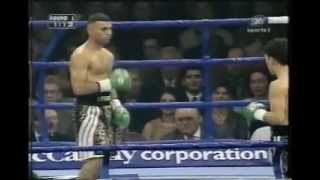 19971011 Naseem Hamed vs José Badillo [upl. by Hairahcez513]