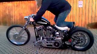 Harley Evo Bobber first Kickstart [upl. by Kingdon]