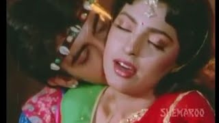 Juhi chawla hot romantic kiss [upl. by Arihsay]