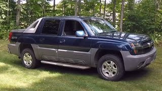 Things I LOVE About the 2002 Chevrolet Avalanche 53 2WD [upl. by Iaj]