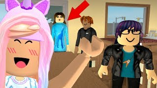 Is My Mom An Alien The Truth Roblox Growing Up [upl. by Monahon]